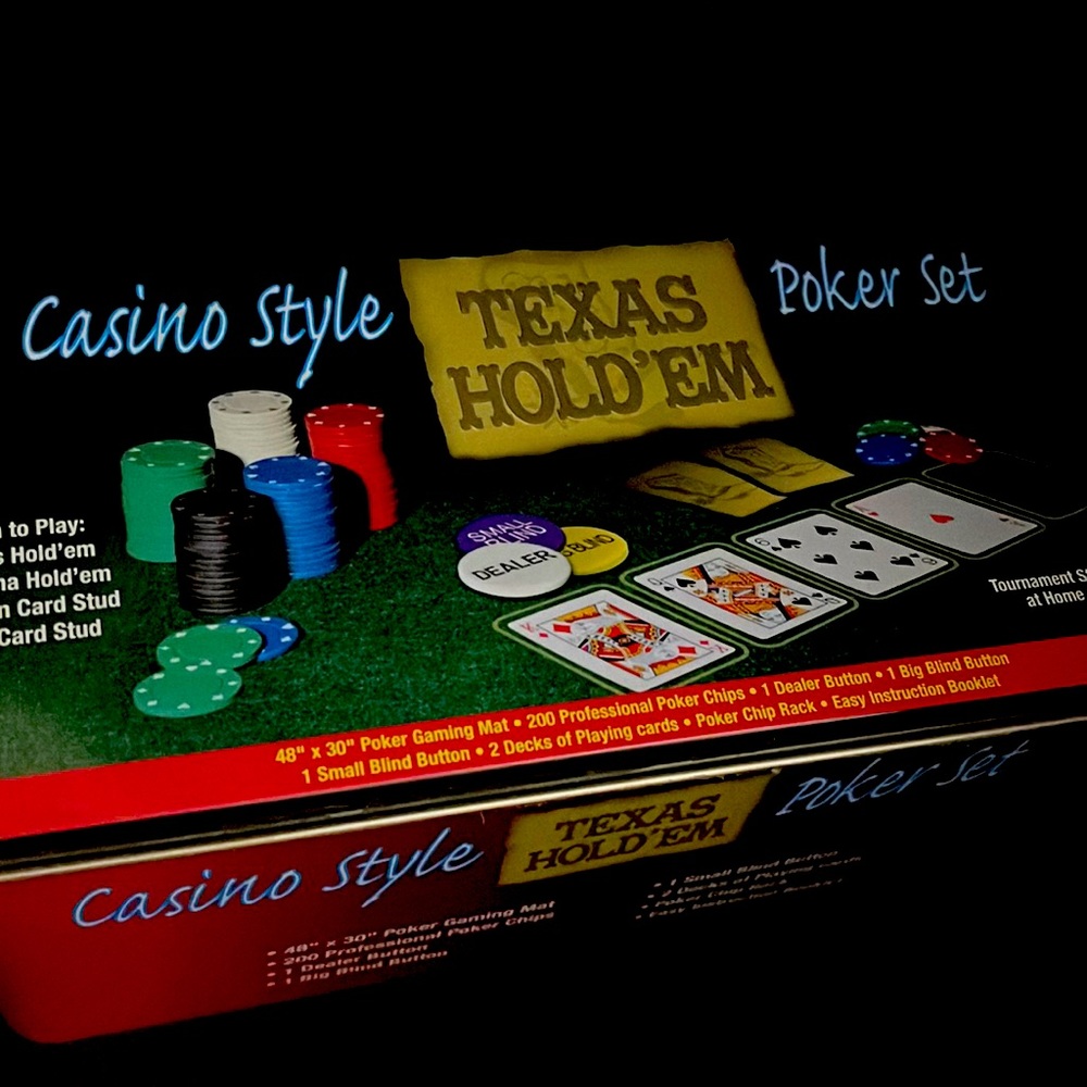 Poker Set with cards and chips